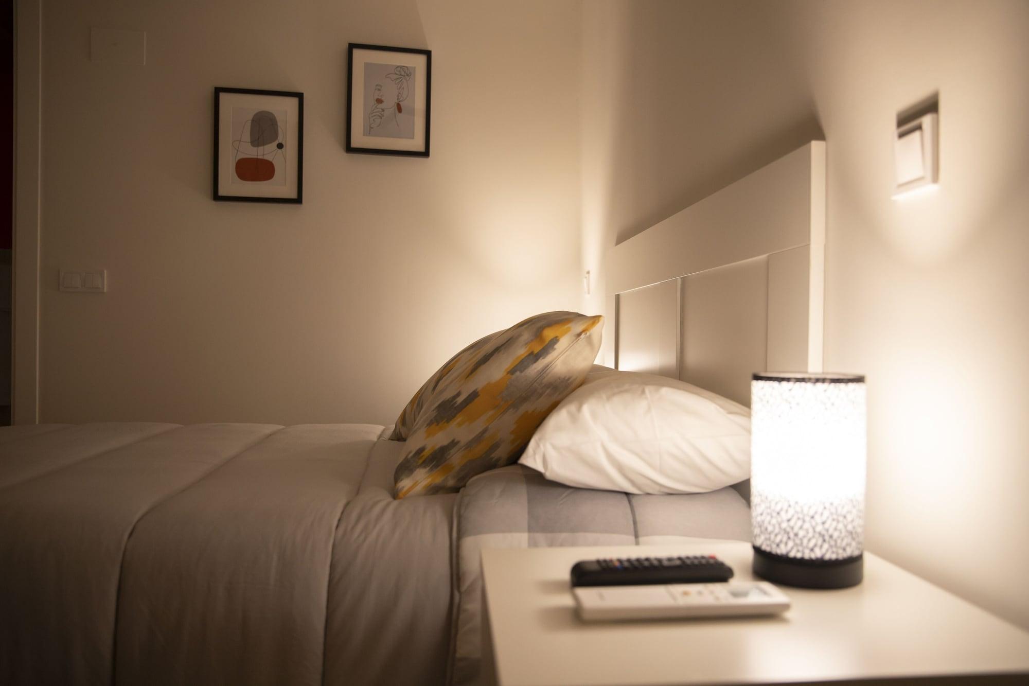 Hostal Montaloya Madrid Ngoại thất bức ảnh